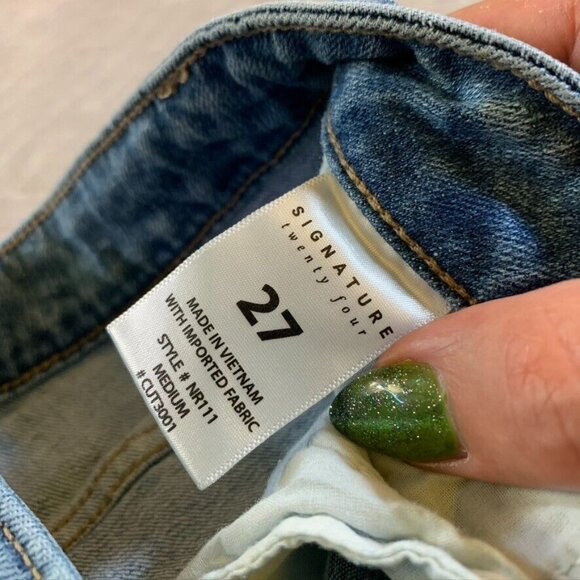 Signature Twenty Four Womens 27 Denim Jeans Blue Baggy Straight Leg Distressed - Picture 5 of 12